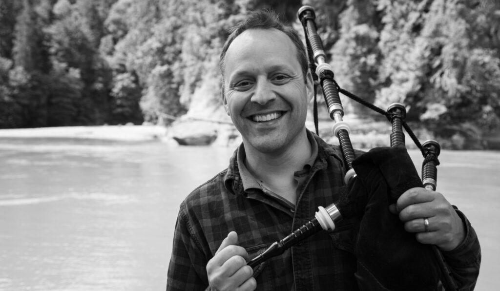 Jori Chisholm, instructor of online bagpipe lessons